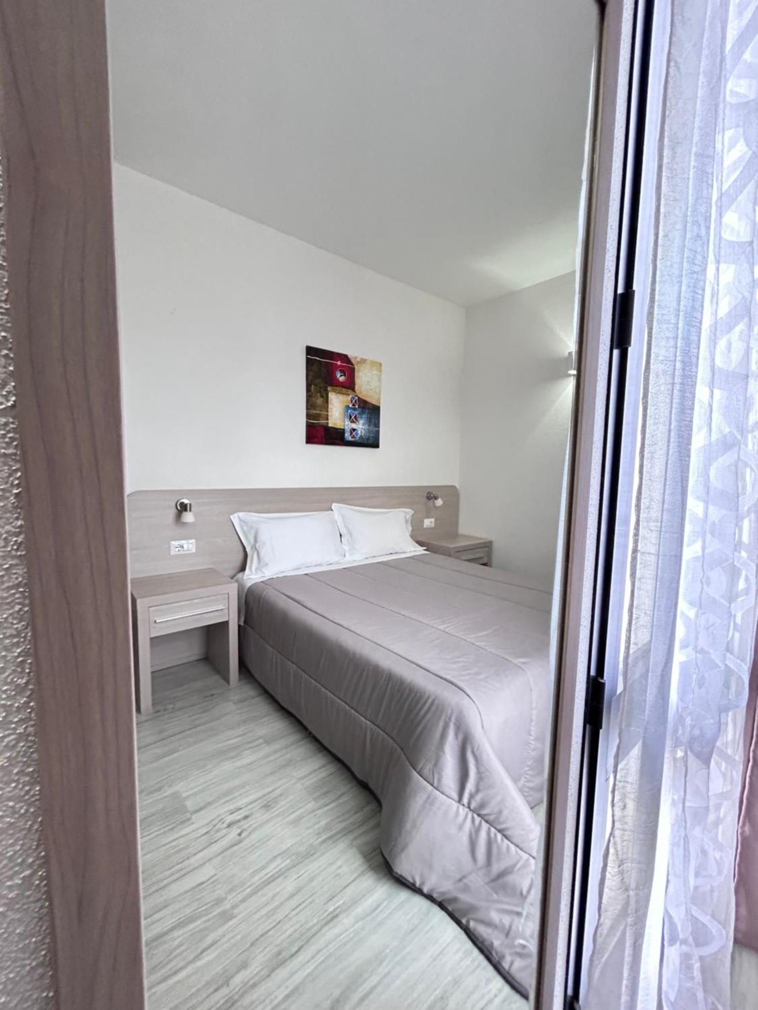 Affittacamere In Centro Tortoli Exterior photo