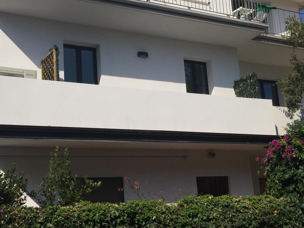 Affittacamere In Centro Tortoli Exterior photo